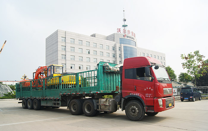 沃爾華集團2臺挖掘機再次出口委內瑞拉 沃爾華集團2臺挖掘機再次出口委內瑞拉