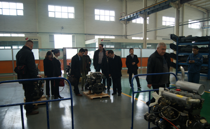 俄羅斯客戶訪問沃爾華集團