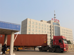 沃爾華集團2臺輪式挖掘機出口中東地區