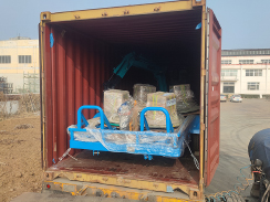 沃爾華集團2臺小型挖掘機出口北美地區