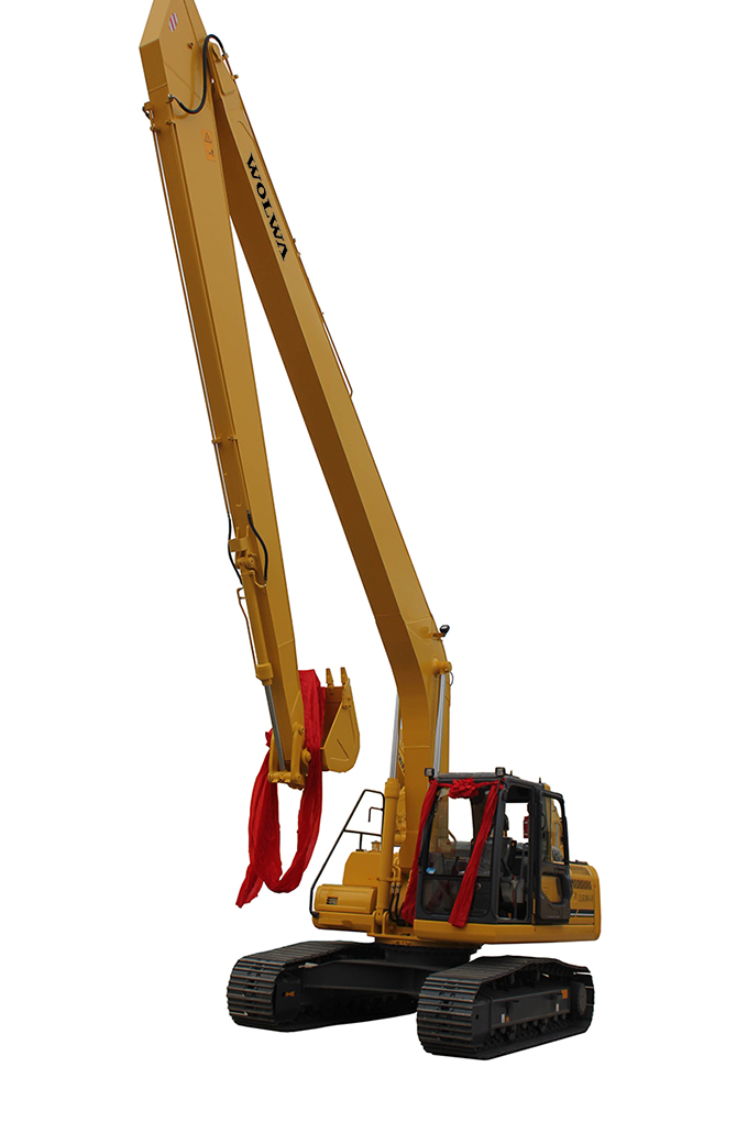 DLS220.8型加長臂液壓挖掘機產品實物圖